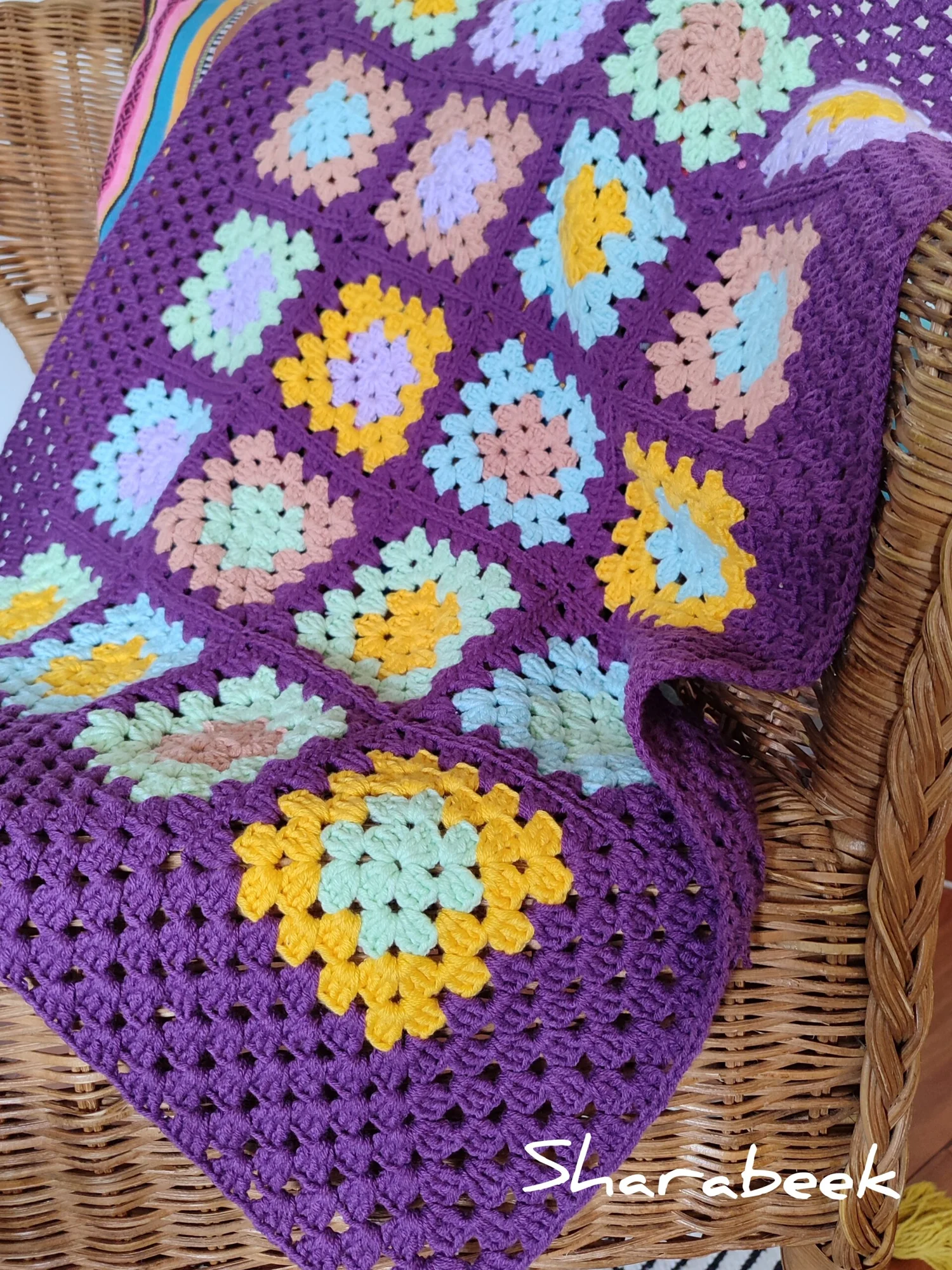 Couverture bébé. Mauve