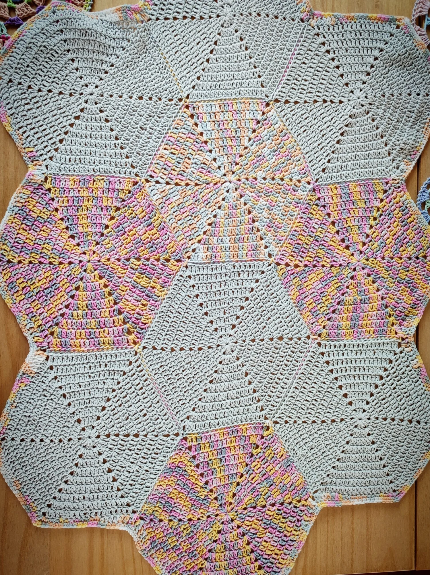 Couverture et Barboteuse en coton 100% . Rose