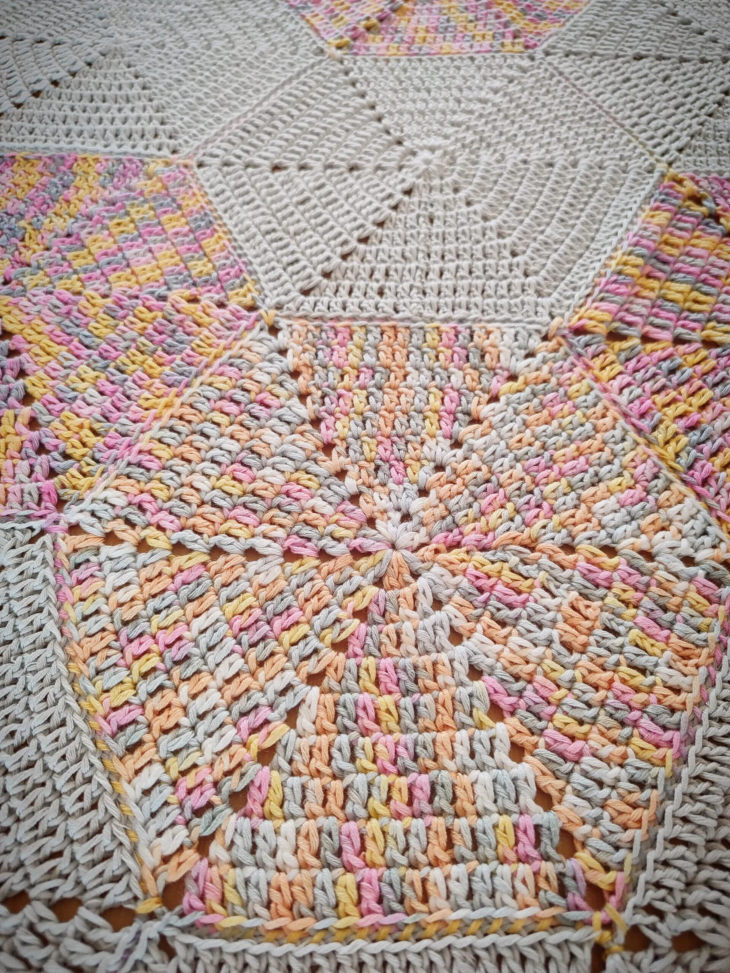 Couverture et Barboteuse en coton 100% . Rose