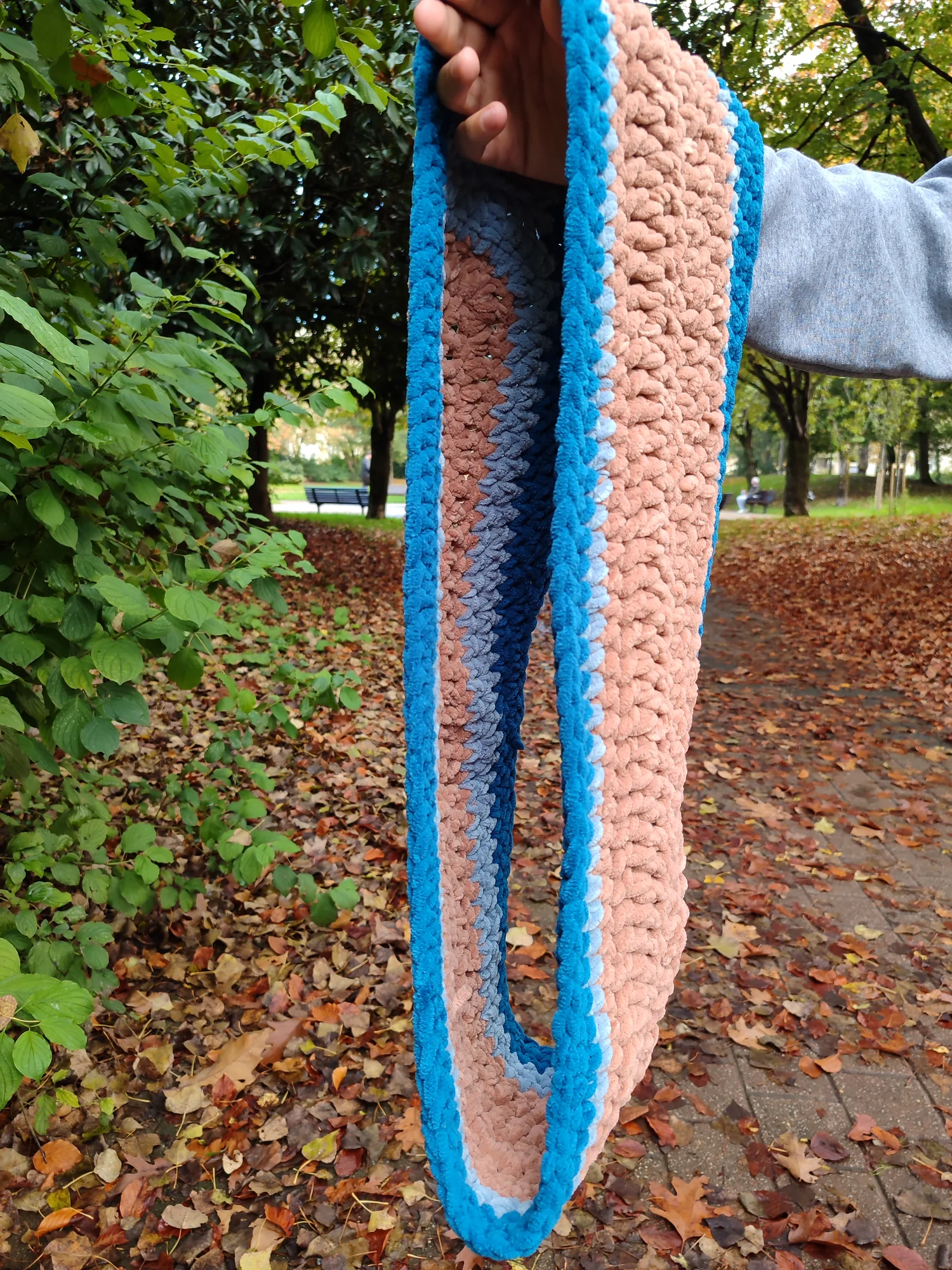 Snood. noud