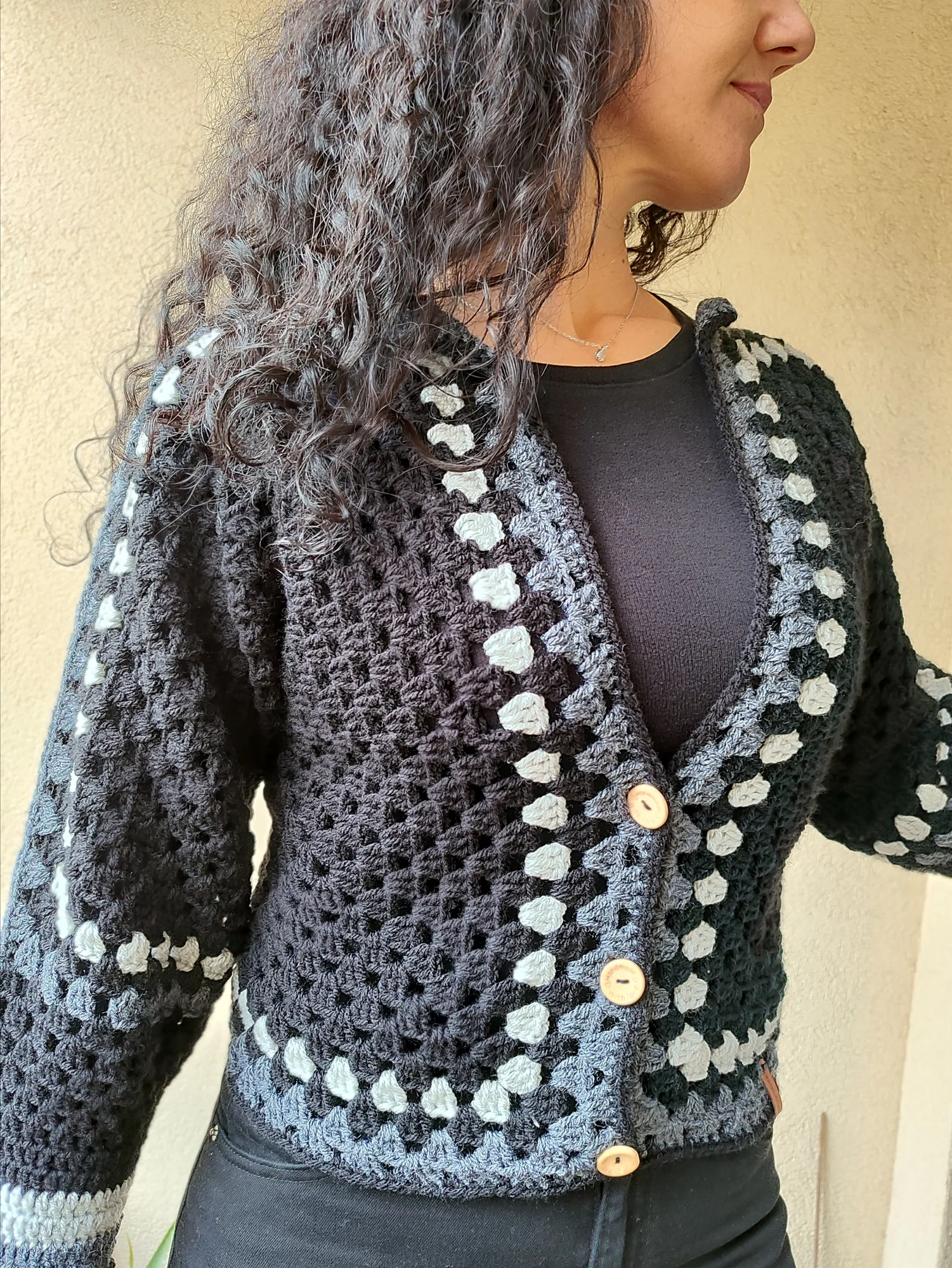 Veste carrée. noir