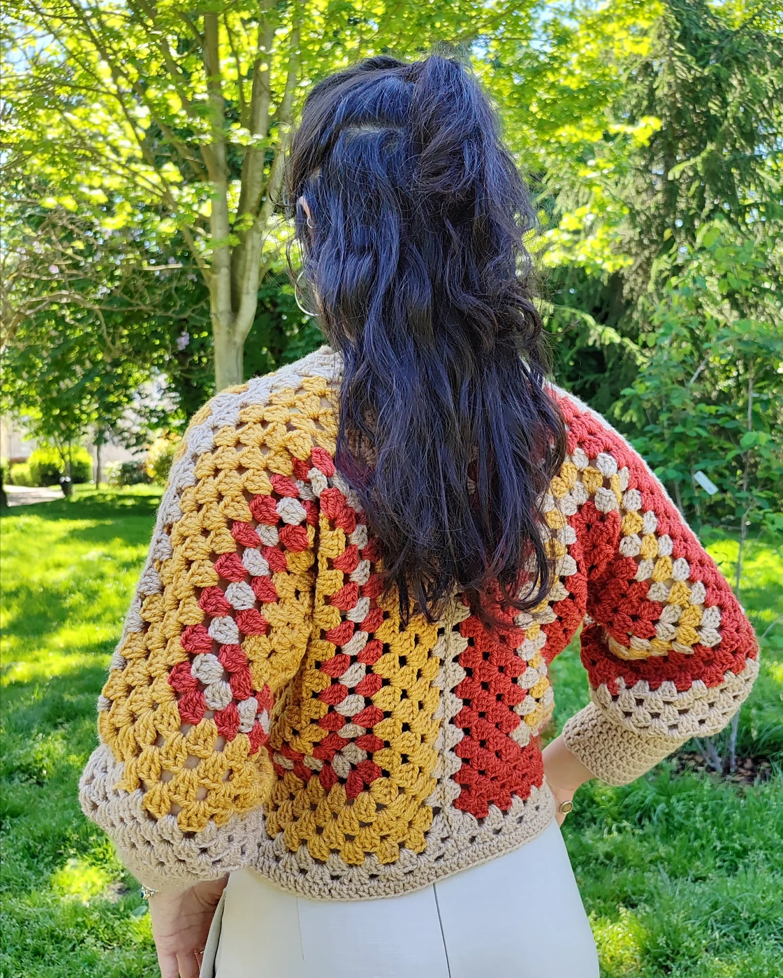 Veste carrée. orange